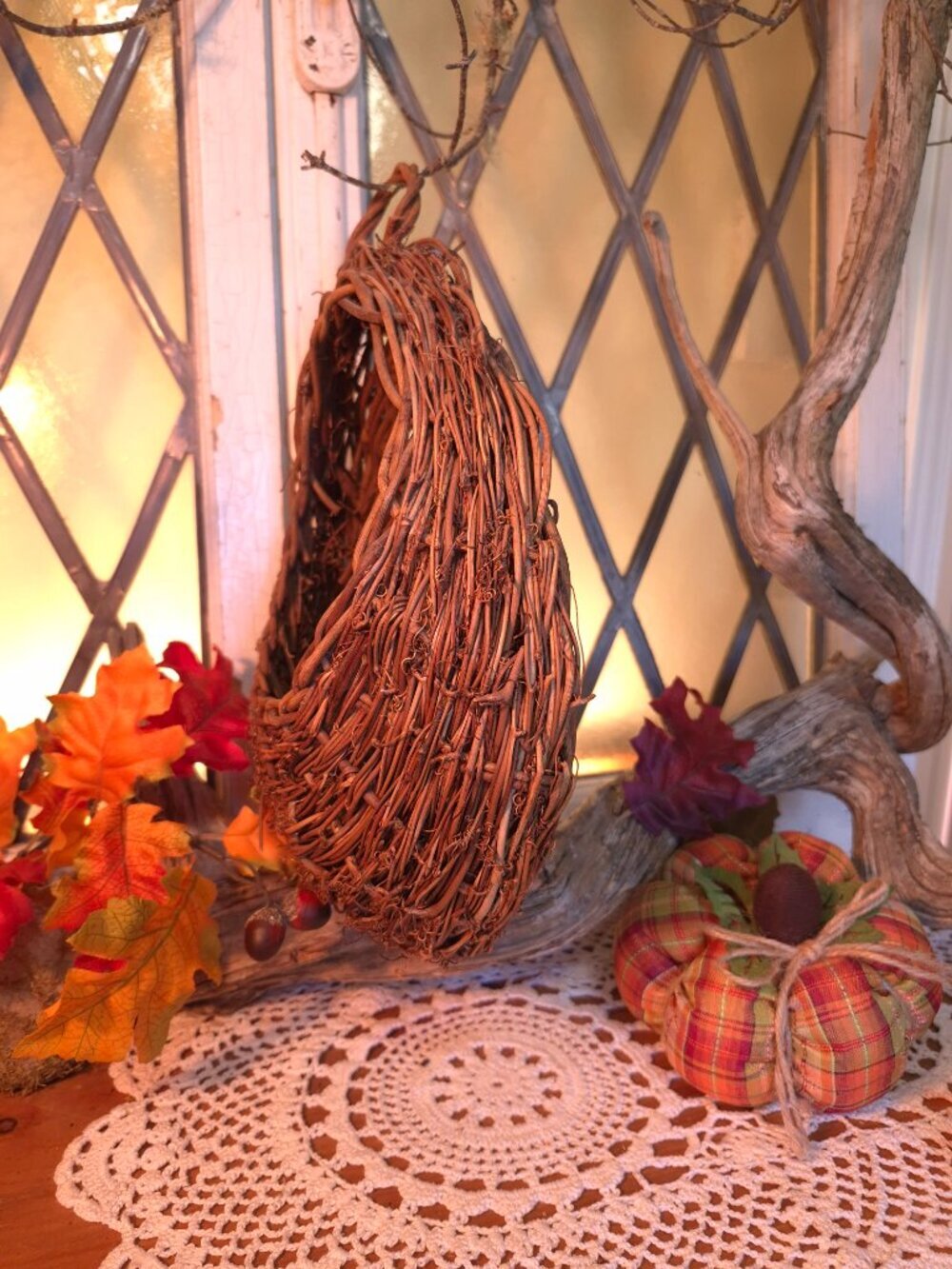 Hearth Happenings π π§ββοΈ Oval Woven Vine Basket Wall Decor - Picture 8 of 11